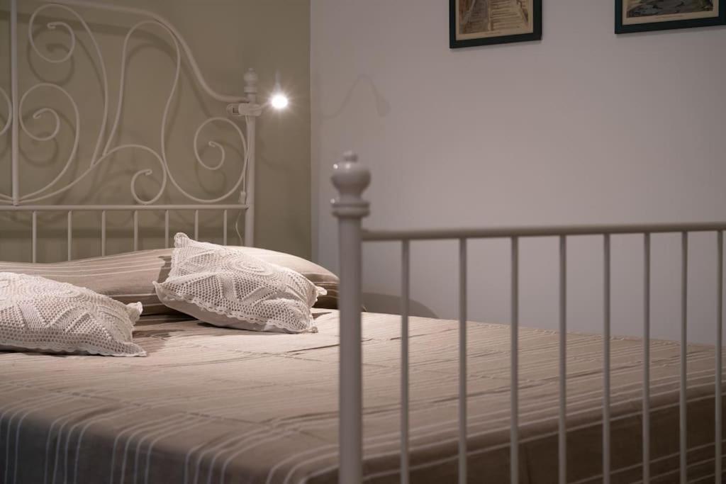 Casa Bouganville - St. Peter Romantic Apartment Екстериор снимка